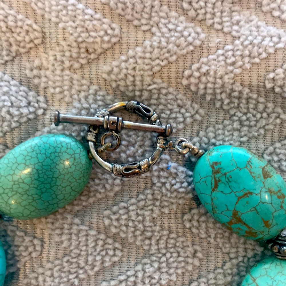 Turquoise necklace with sterling silver spacers. - Picture 2 of 6